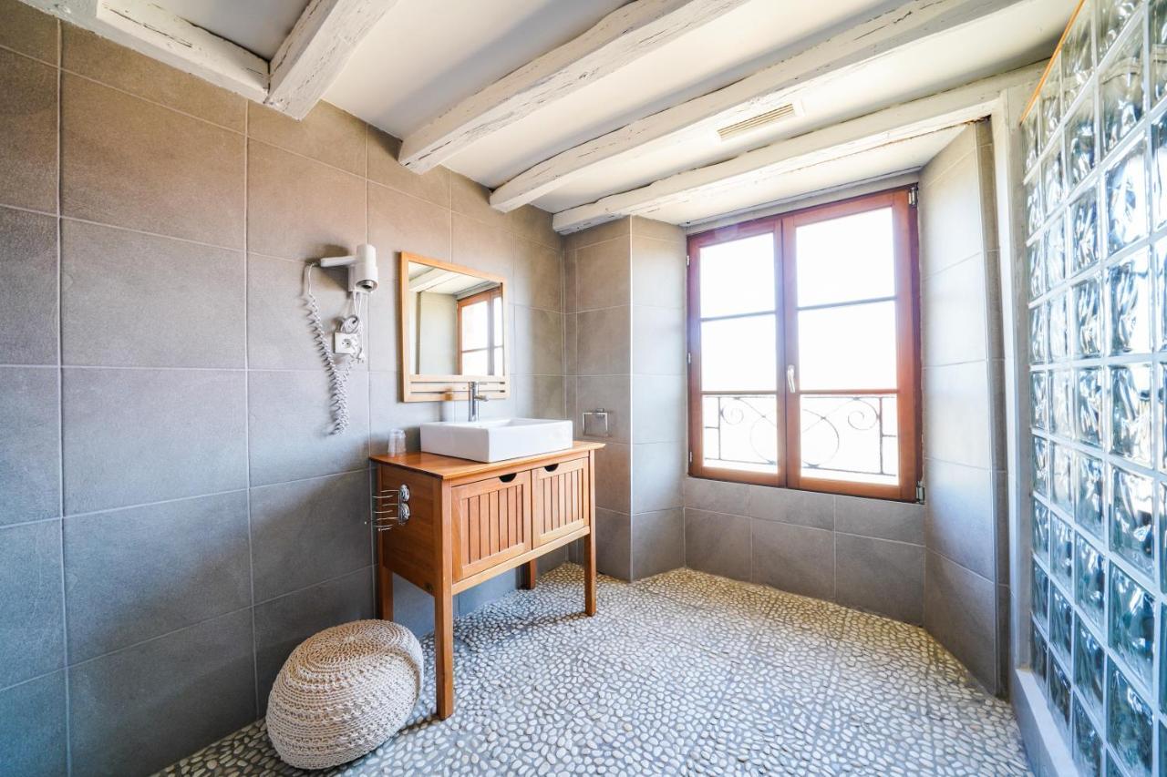 Le Mas D'Anjou Hotell Tigné Exteriör bild